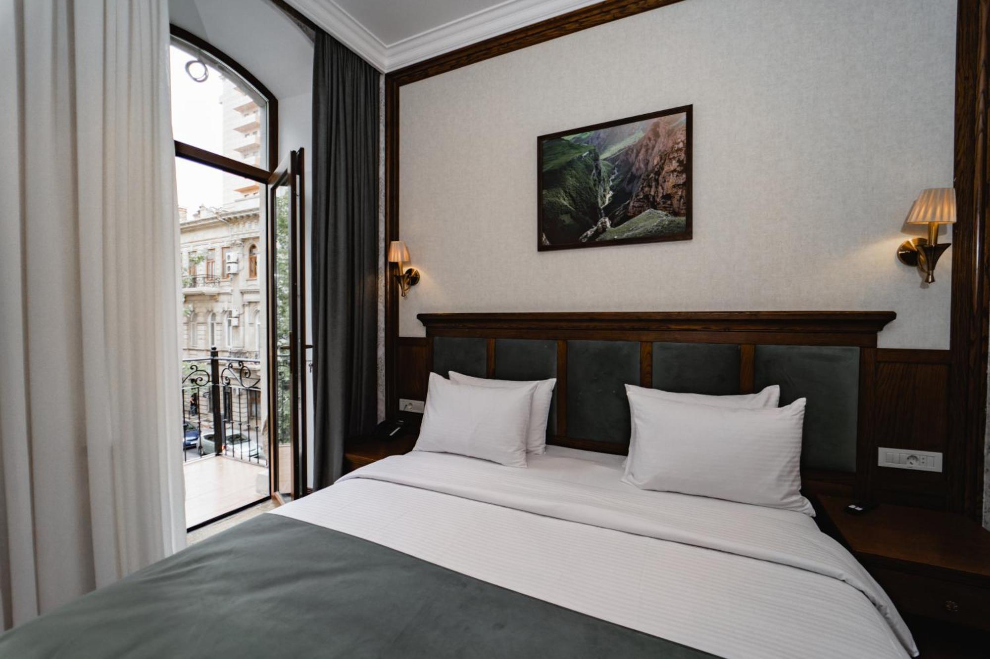 Otel Midway 4*