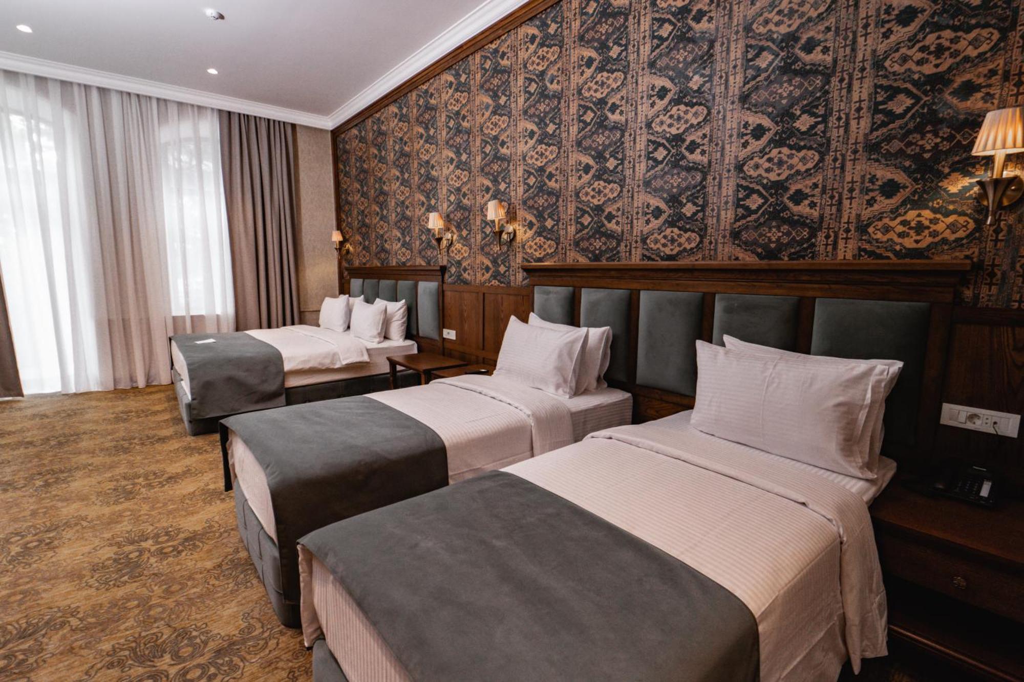 Midway Otel 4*