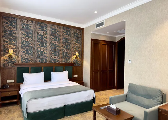 Midway Baku Hotel